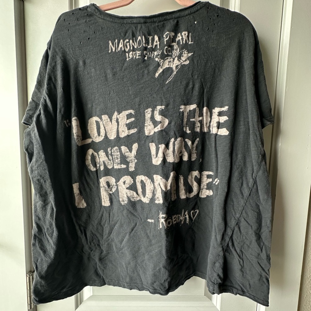 Magnolia Pearl Tee. - Picture 2 of 4